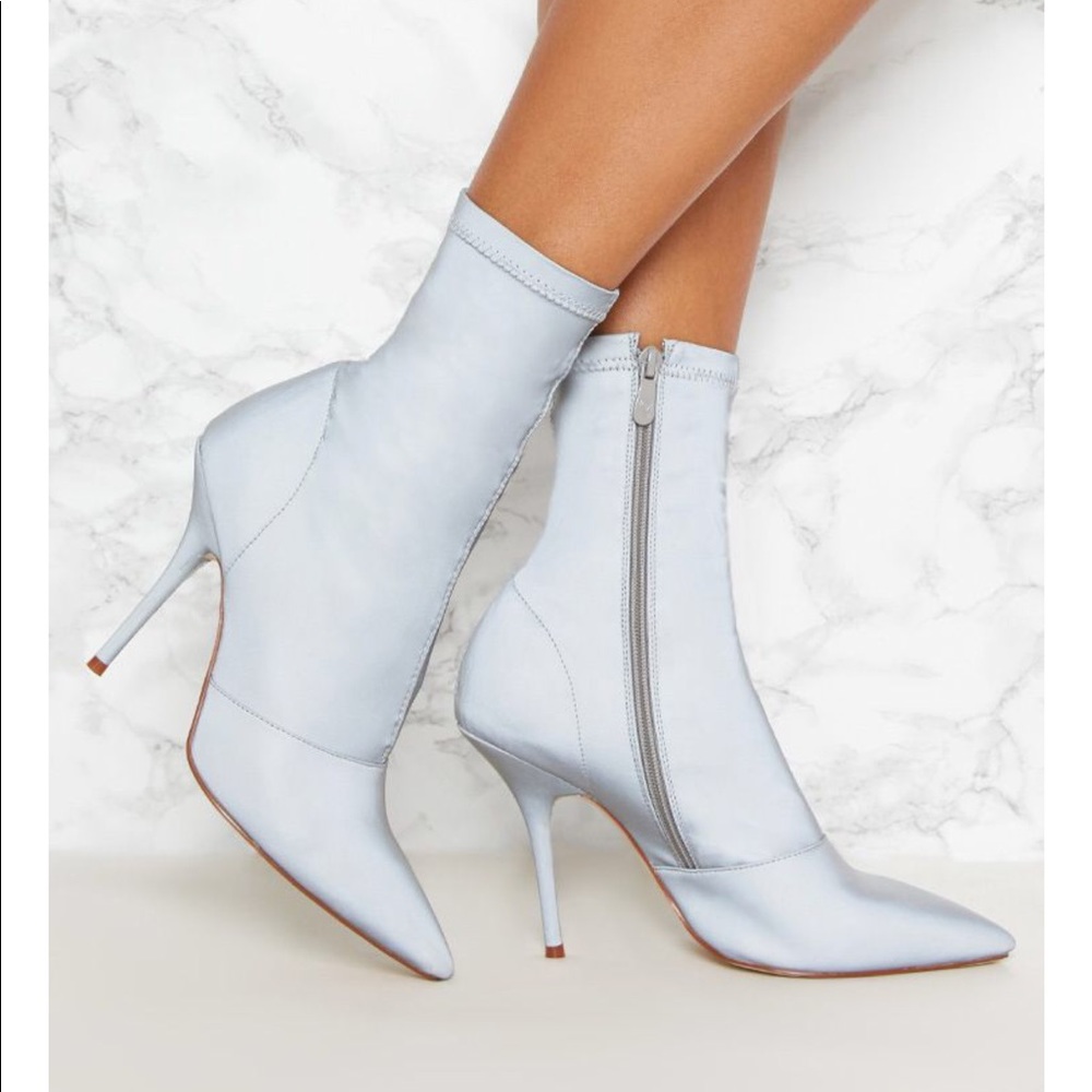 Reflective sock heels